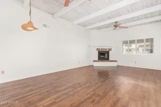 Photo #1: 6667861 Listing 