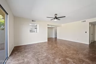 Photo #5: 6667936 Listing 