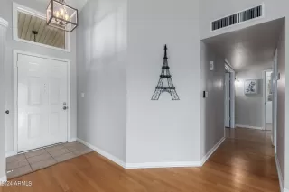 Photo #2: 6668056 Listing