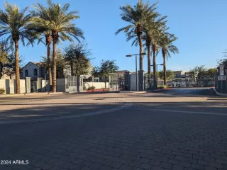 Photo #2: 6668084 Listing