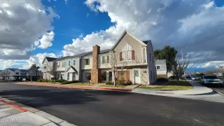 Photo #3: 6668394 Listing