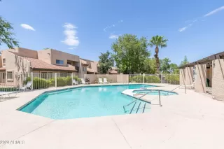 Photo #6: 6668601 Listing 