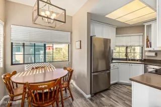 Photo #2: 6668694 Listing 