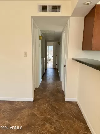 Photo #2: 6668750 Listing