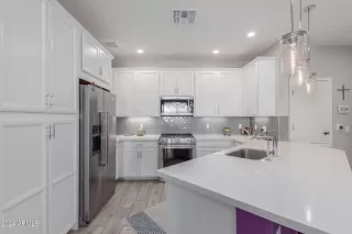 Photo #3: 6668888 Listing 