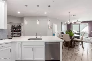 Photo #5: 6668888 Listing 