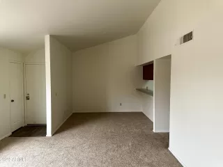 Photo #6: 6668988 Listing 