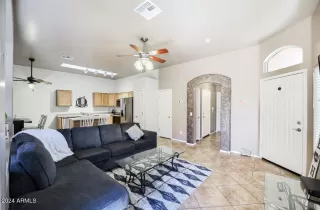 Photo #2: 6669146 Listing 