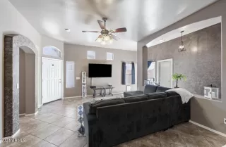 Photo #3: 6669146 Listing 