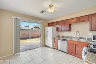 Photo #5: 6669261 Listing 