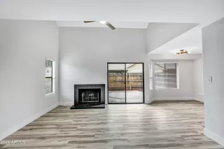 Photo #3: 6669345 Listing