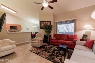 Photo #4: 6669616 Listing