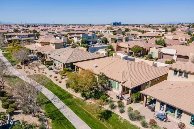 MLS: 6669621 Condo For Sale