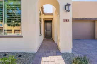 Photo #2: 6669621 Listing