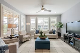 Photo #5: 6669621 Listing