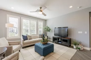 Photo #6: 6669621 Listing