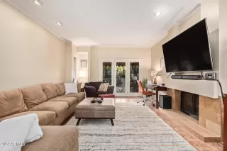 Photo #6: 6670251 Listing