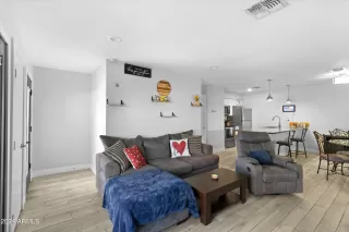 Photo #1: 6670379 Listing 