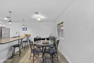 Photo #4: 6670379 Listing 