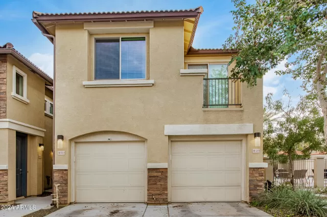 MLS: 6670688 Condo For Sale