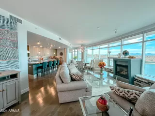 Photo #2: 6670760 Listing