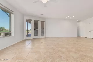 Photo #5: 6670763 Listing