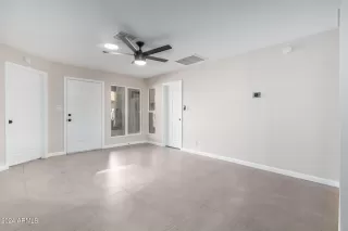 Photo #5: 6670901 Listing 