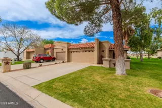 Photo #2: 6670935 Listing 