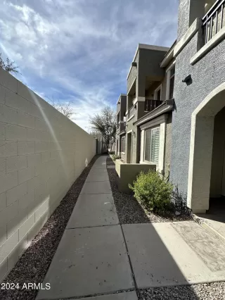 Photo #2: 6671106 Listing