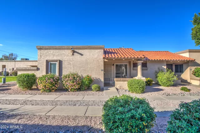 MLS: 6671244 Condo For Sale