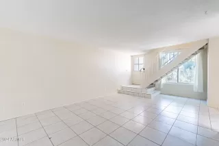 Photo #6: 6671292 Listing