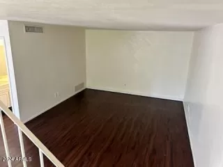 Photo #1: 6671476 Listing 