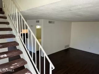 Photo #2: 6671476 Listing 