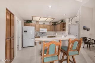 Photo #6: 6671548 Listing 