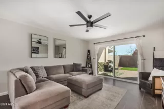 Photo #5: 6671569 Listing 