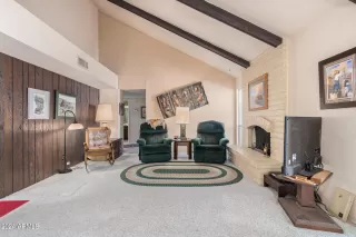 Photo #5: 6671580 Listing