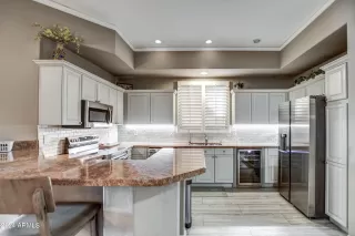 Photo #3: 6671619 Listing 