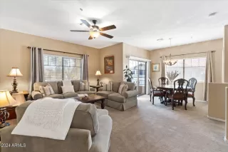 Photo #6: 6671897 Listing