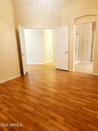 Photo #6: 6671951 Listing