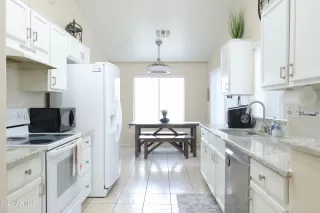 Photo #3: 6671961 Listing 