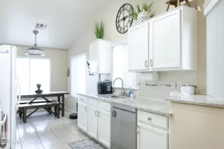 Photo #4: 6671961 Listing 