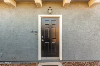 Photo #1: 6672069 Listing