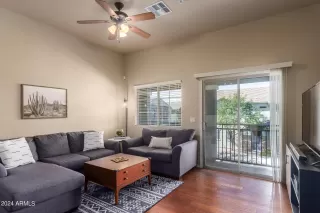 Photo #2: 6672069 Listing