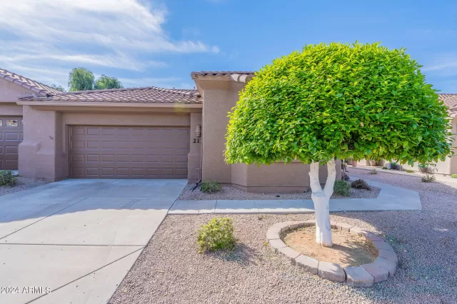 MLS: 6672159 Condo For Sale