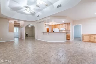 Photo #6: 6672159 Listing 