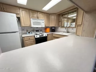 Photo #3: 6672517 Listing