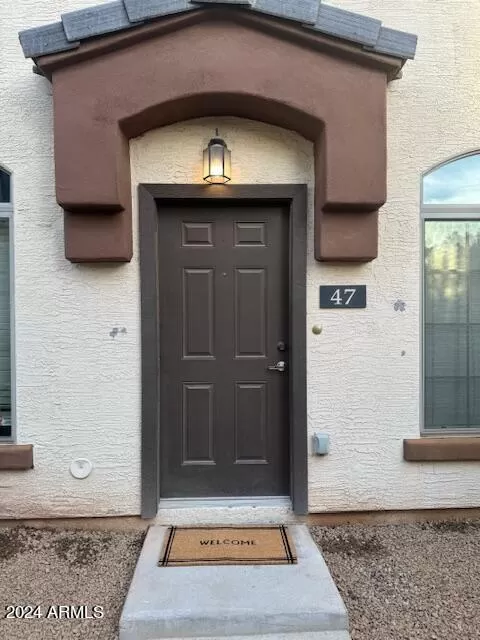 MLS: 6672552 Condo For Sale