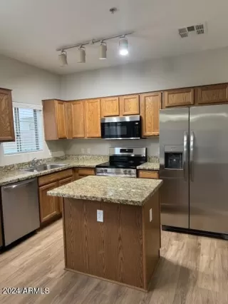 Photo #1: 6672552 Listing 