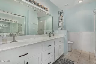 Photo #5: 6672624 Listing