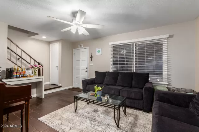 MLS: 6673178 Condo For Sale